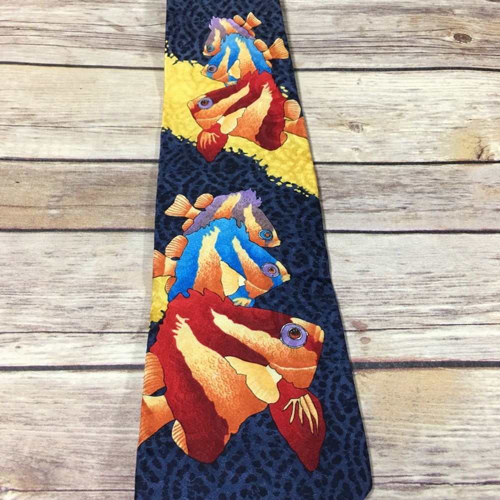 Dalai lama damsels endangered species fish tie